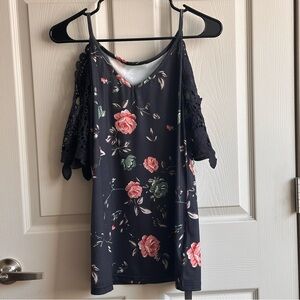 Whimsygoth Floral Cold Shoulder Crochet Sleeve Top Women’s Size Medium